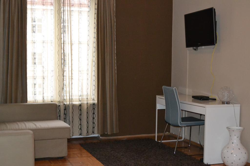 Goldfisch Apartment Hoher Markt Vienna Room photo