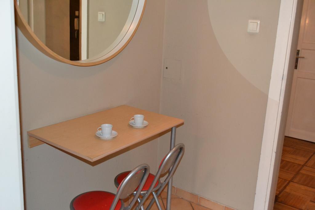 Goldfisch Apartment Hoher Markt Vienna Room photo